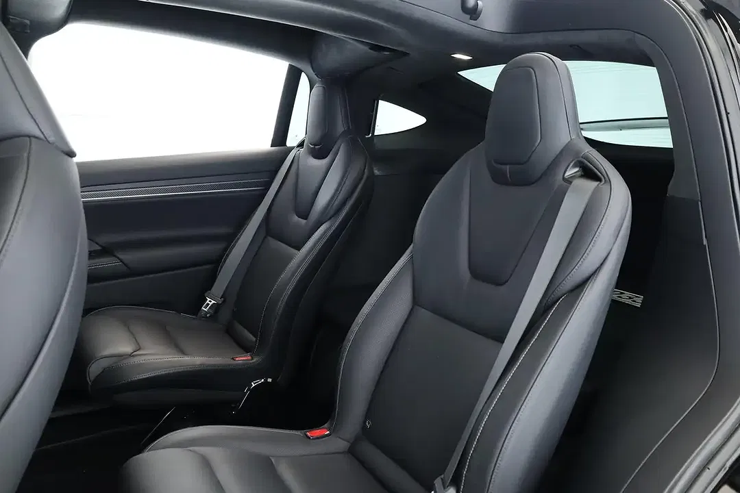 Tesla Model X - Thumbnail 7