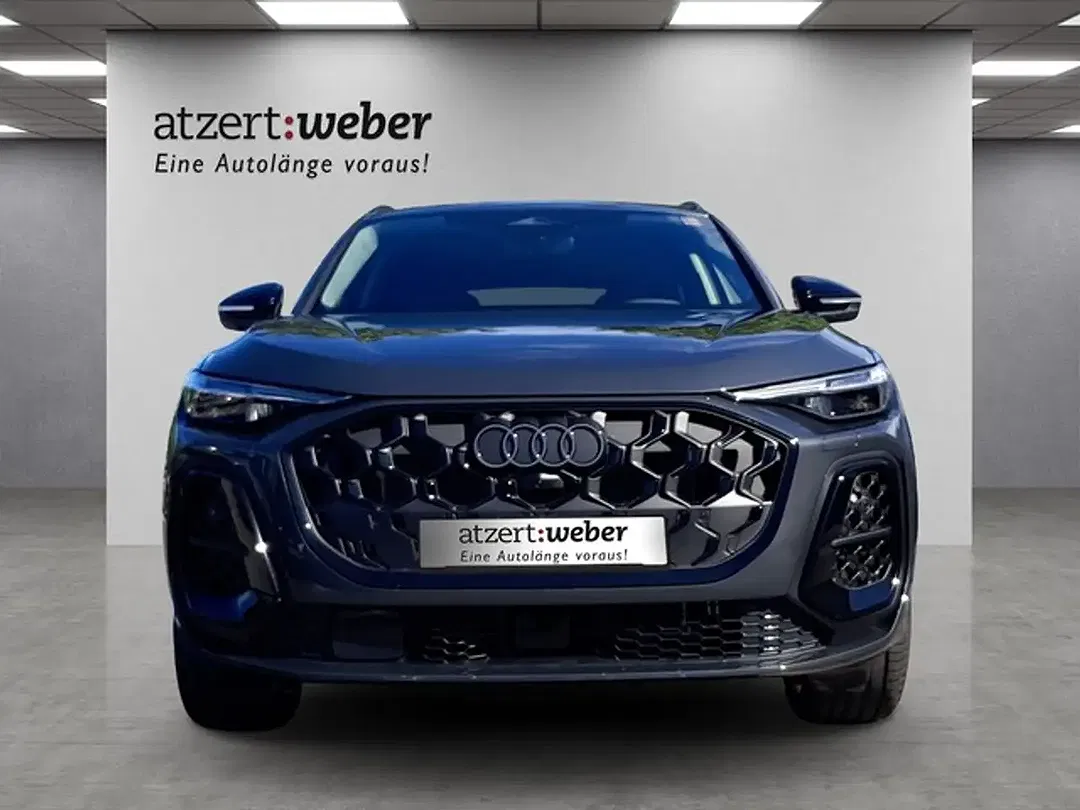 Audi Q5 - Thumbnail 3