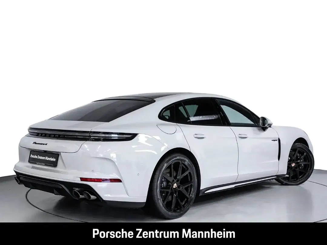 Porsche Panamera - Thumbnail 11