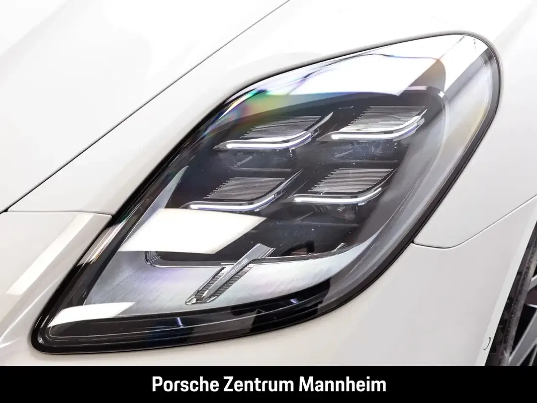 Porsche Panamera - Thumbnail 13