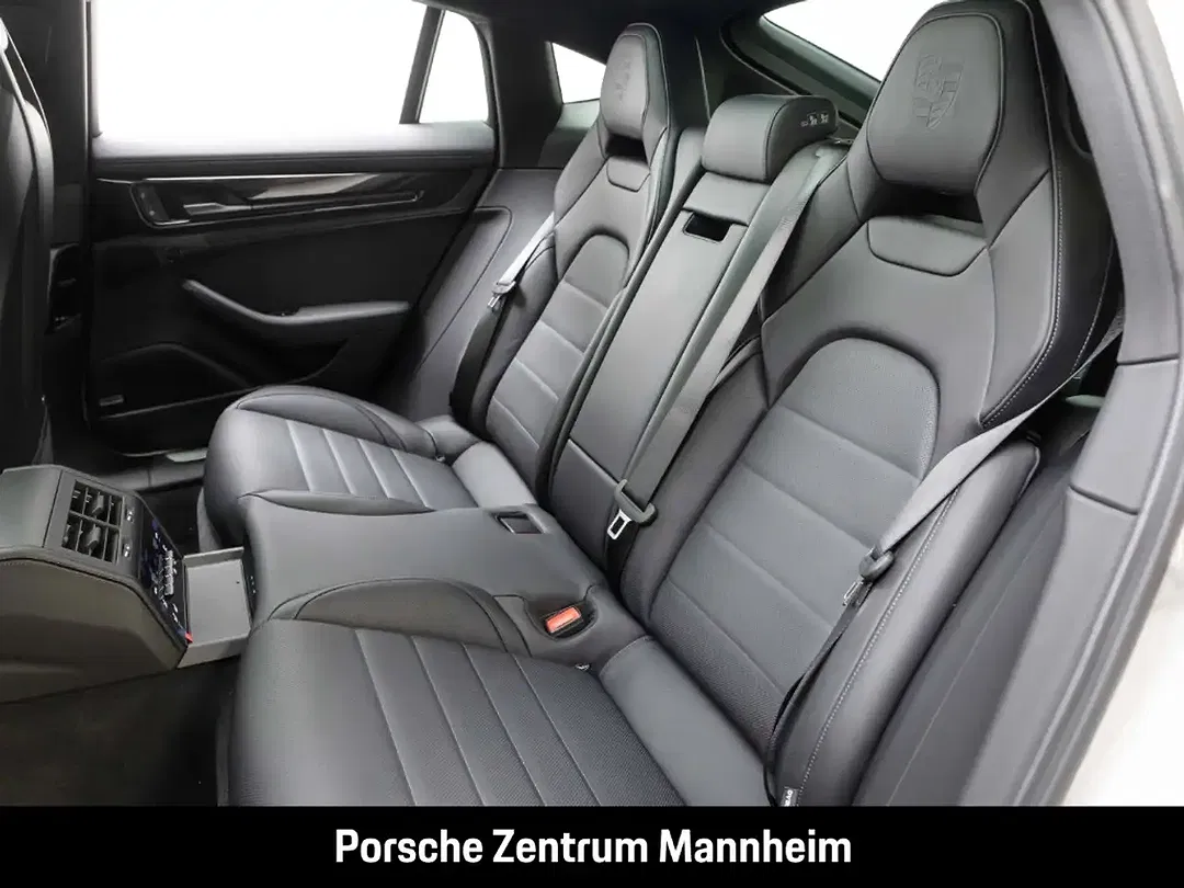 Porsche Panamera - Thumbnail 14