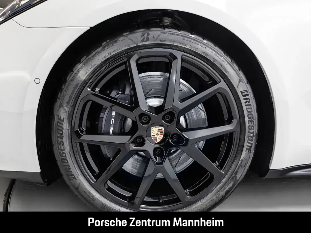 Porsche Panamera - Thumbnail 8