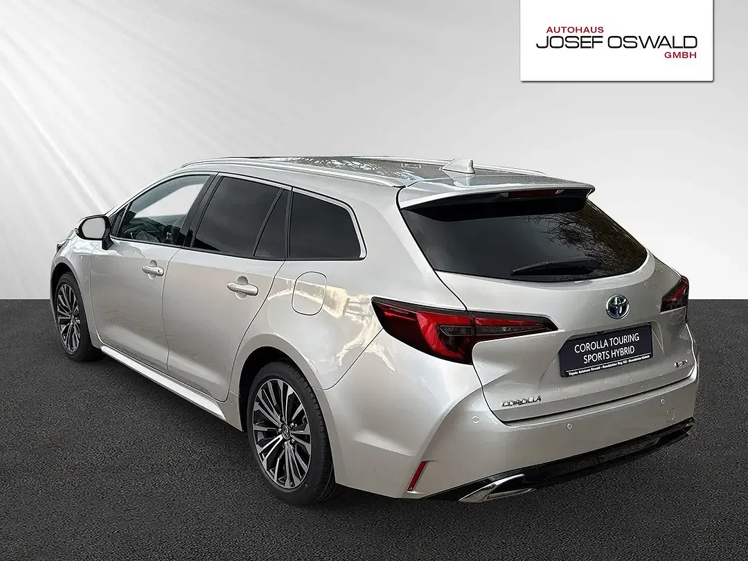 Toyota Corolla - Thumbnail 4