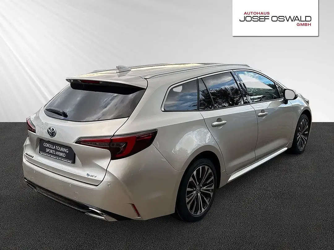 Toyota Corolla - Thumbnail 7