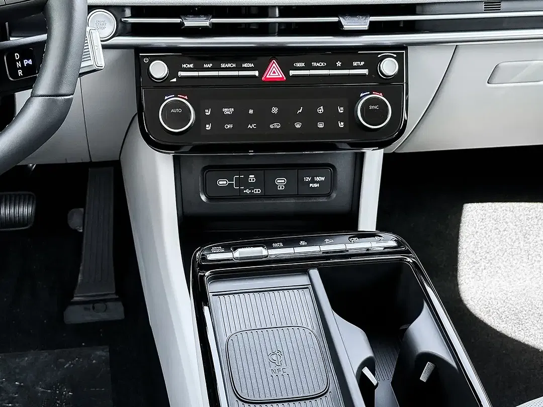 Hyundai TUCSON - Thumbnail 9