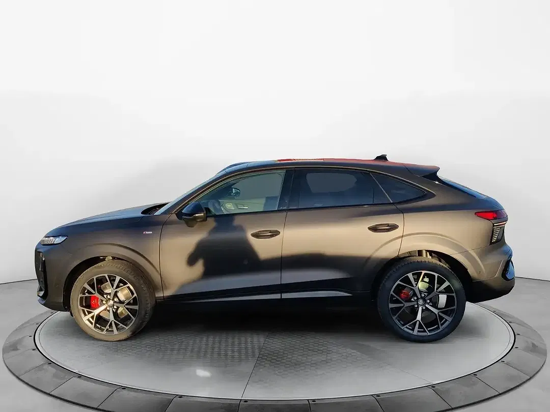 Audi Q3 - Thumbnail 2