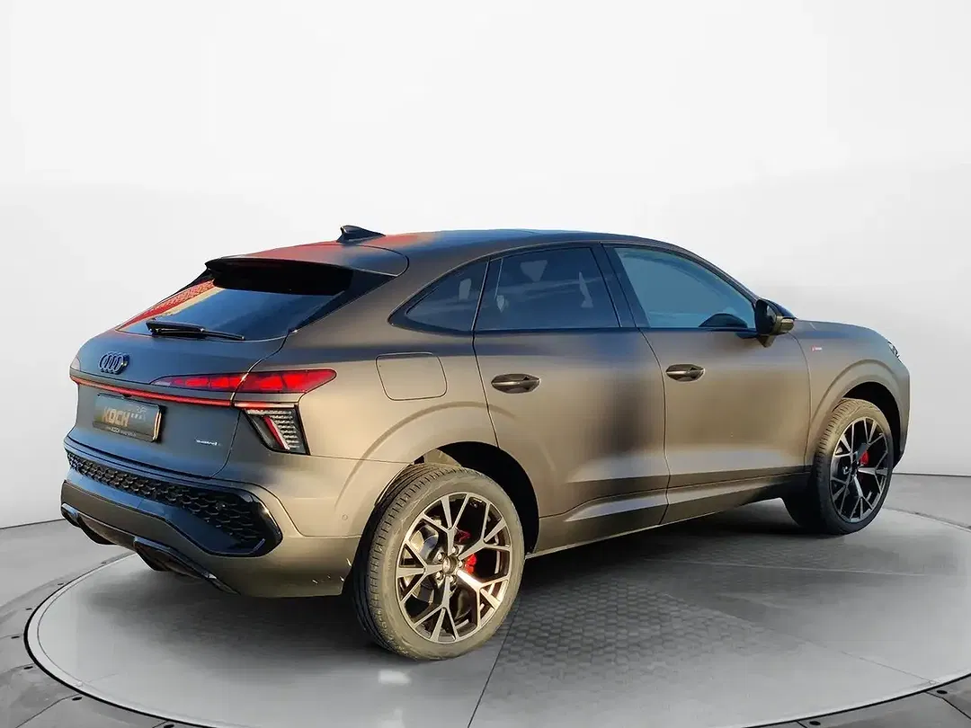 Audi Q3 - Thumbnail 4