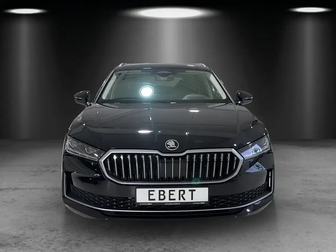 Skoda Superb - Thumbnail 6