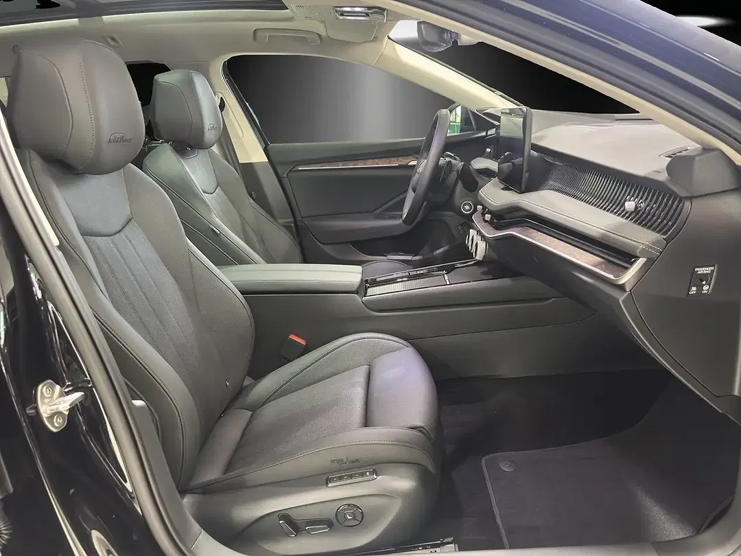 Skoda Superb - Thumbnail 7