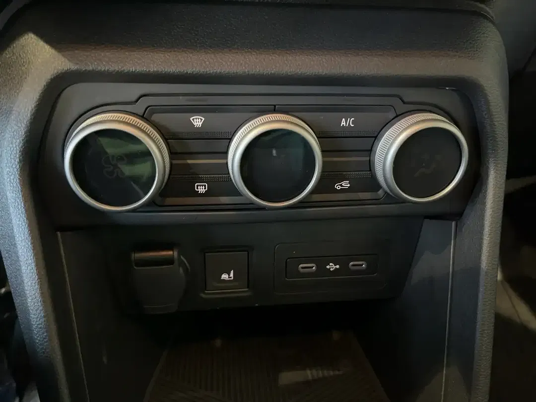 Dacia Sandero - Thumbnail 14
