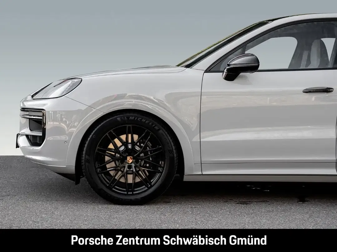 Porsche Cayenne - Thumbnail 14
