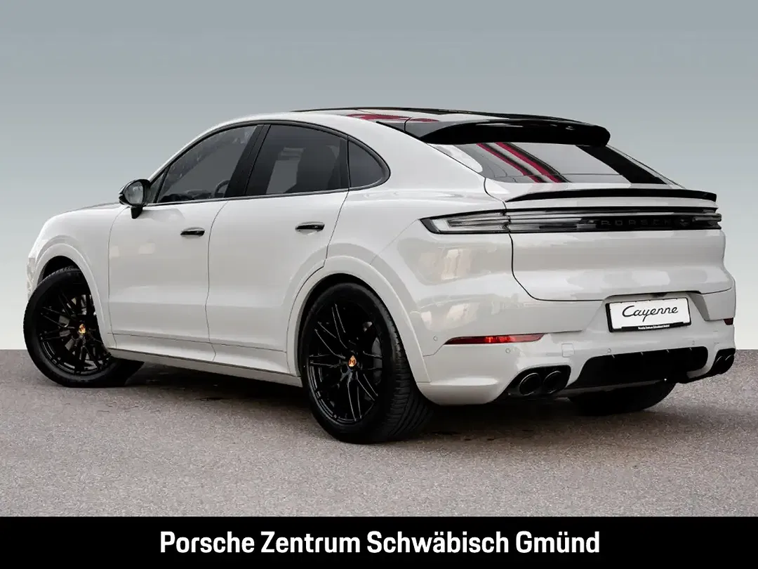 Porsche Cayenne - Thumbnail 3