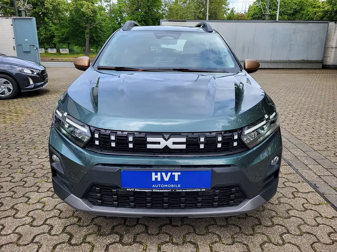 Dacia Sandero - Thumbnail 3