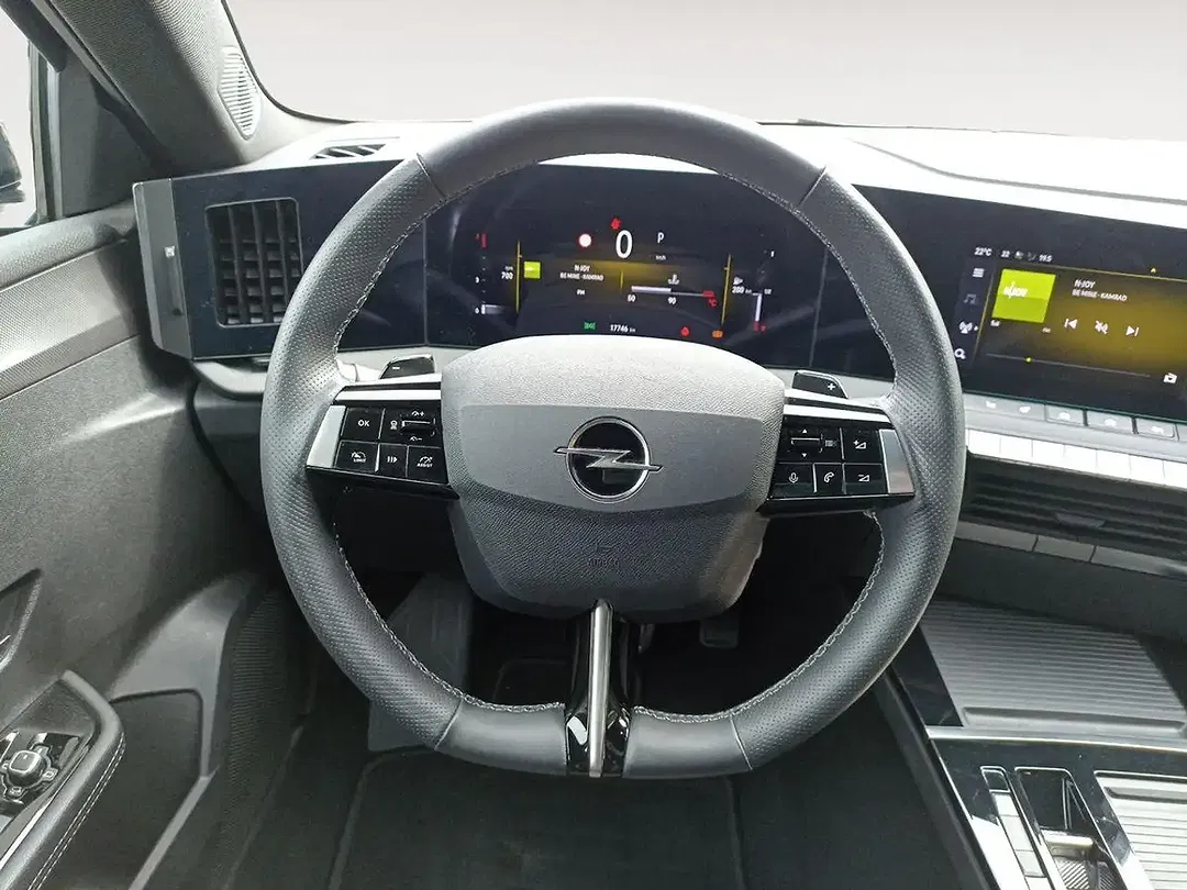 Opel Astra - Thumbnail 12
