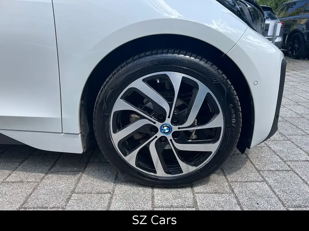 BMW i3 - Thumbnail 14