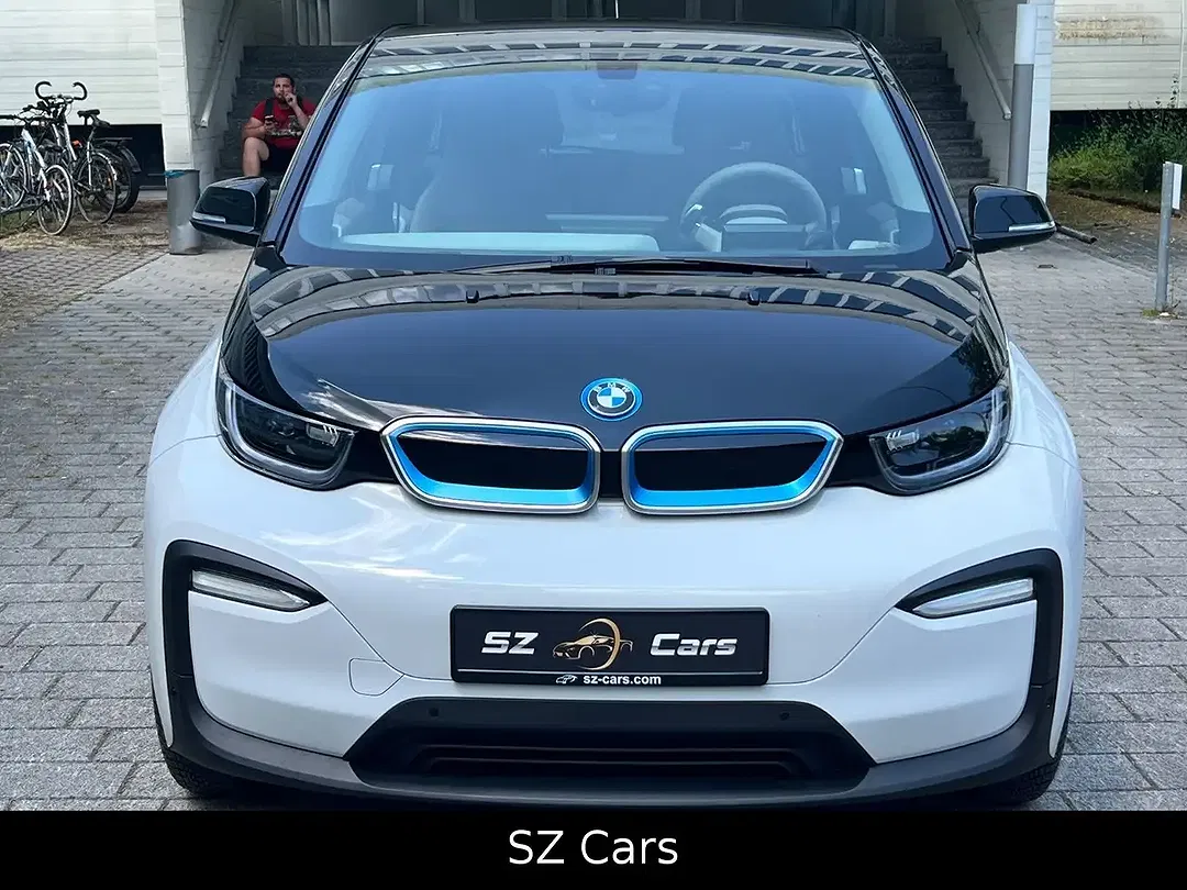 BMW i3 - Thumbnail 3