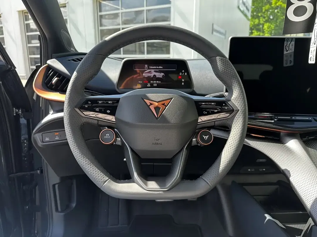 CUPRA Tavascan - Thumbnail 7