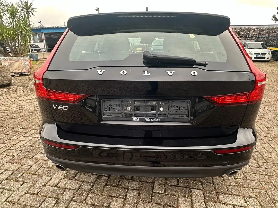 Volvo V60 - Thumbnail 5