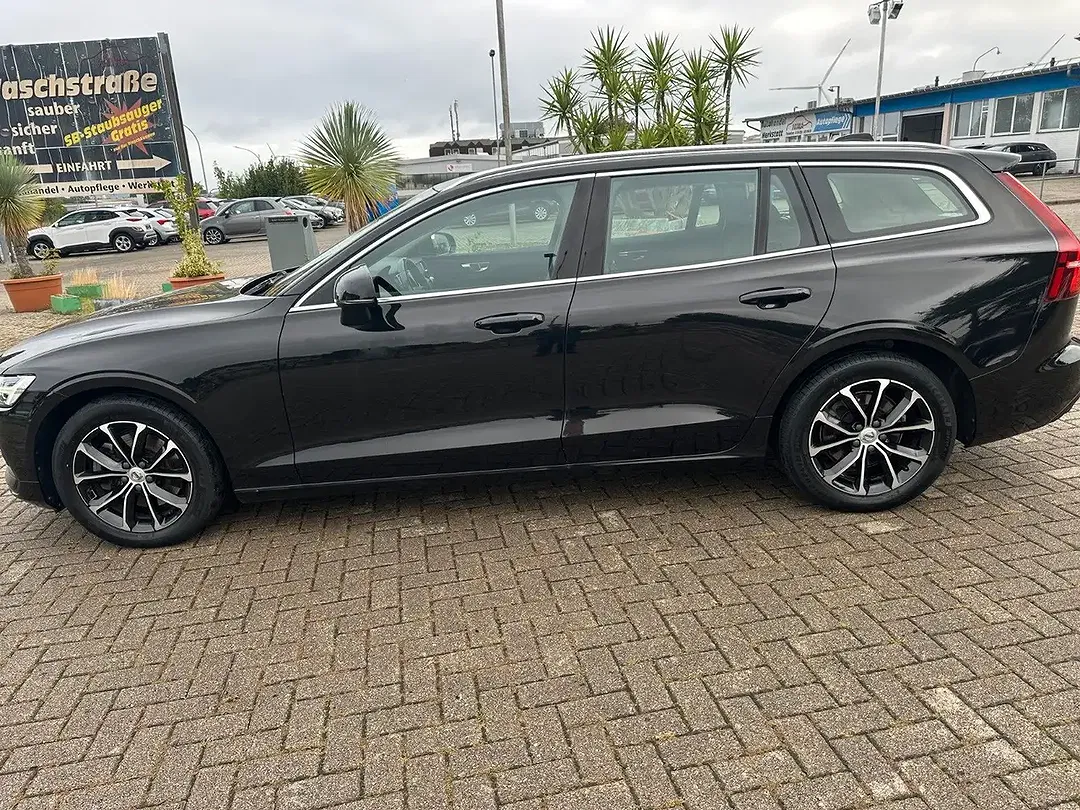 Volvo V60 - Thumbnail 6