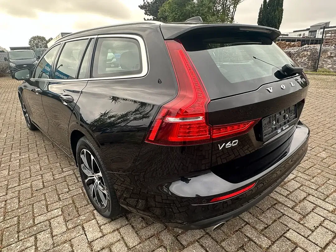 Volvo V60 - Thumbnail 7