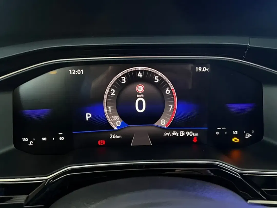 Volkswagen Polo - Thumbnail 12