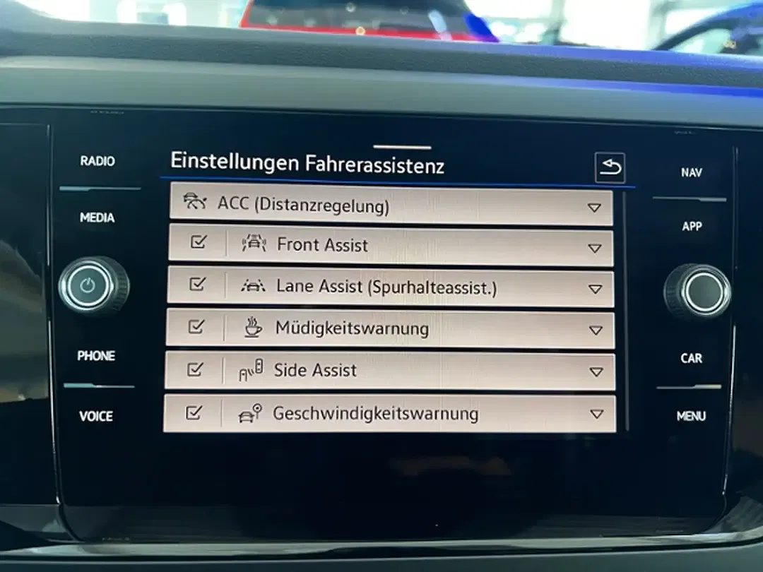 Volkswagen Polo - Thumbnail 15