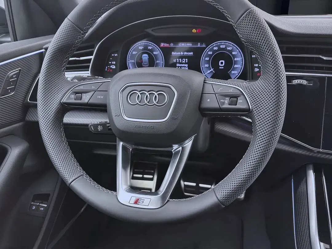 Audi Q8 - Thumbnail 12
