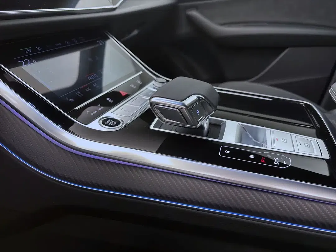 Audi Q8 - Thumbnail 14