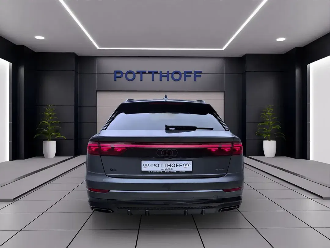 Audi Q8 - Thumbnail 4