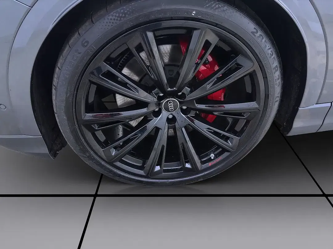 Audi Q8 - Thumbnail 8