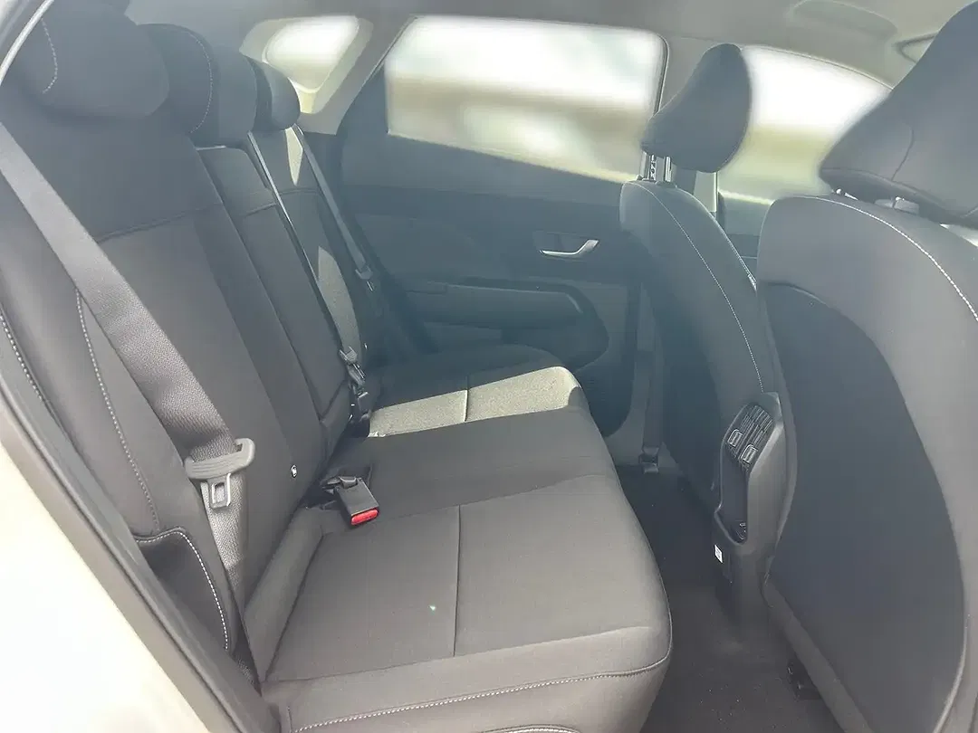 Hyundai KONA - Thumbnail 13