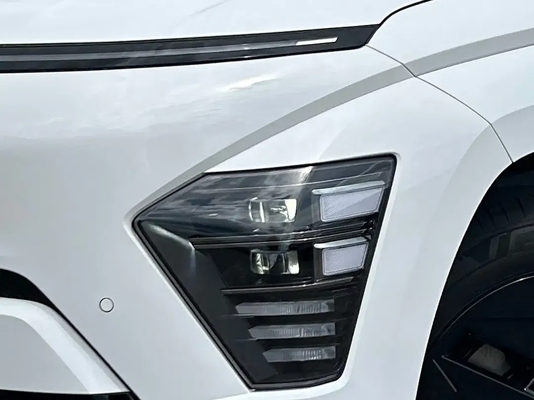 Hyundai KONA - Thumbnail 5