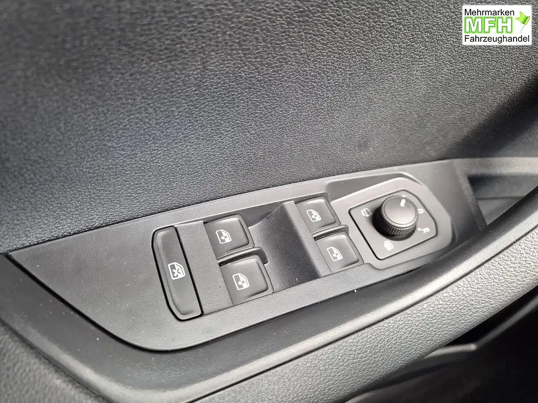 Skoda Karoq - Thumbnail 13