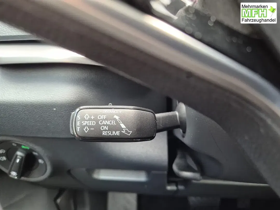 Skoda Karoq - Thumbnail 15