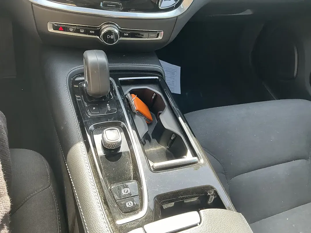 Volvo V60 - Thumbnail 14