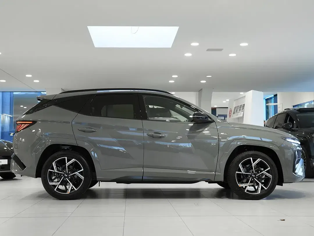 Hyundai TUCSON - Thumbnail 10