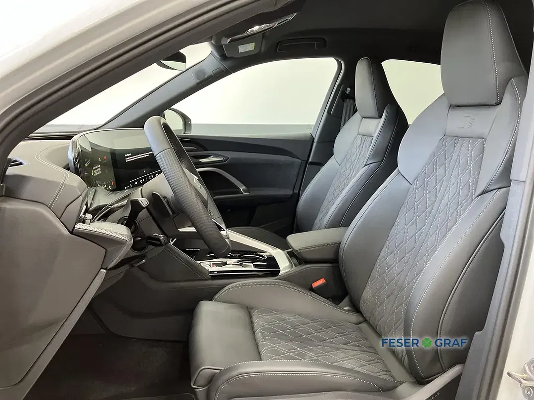 Audi Q5 - Thumbnail 11