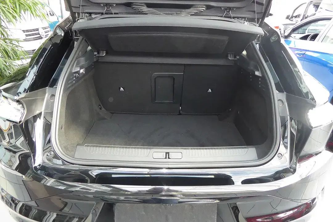 DS Automobiles DS 4 - Thumbnail 17