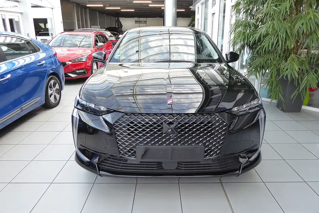 DS Automobiles DS 4 - Thumbnail 2