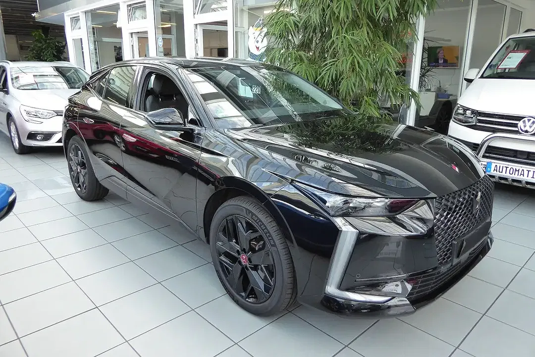 DS Automobiles DS 4 - Thumbnail 3