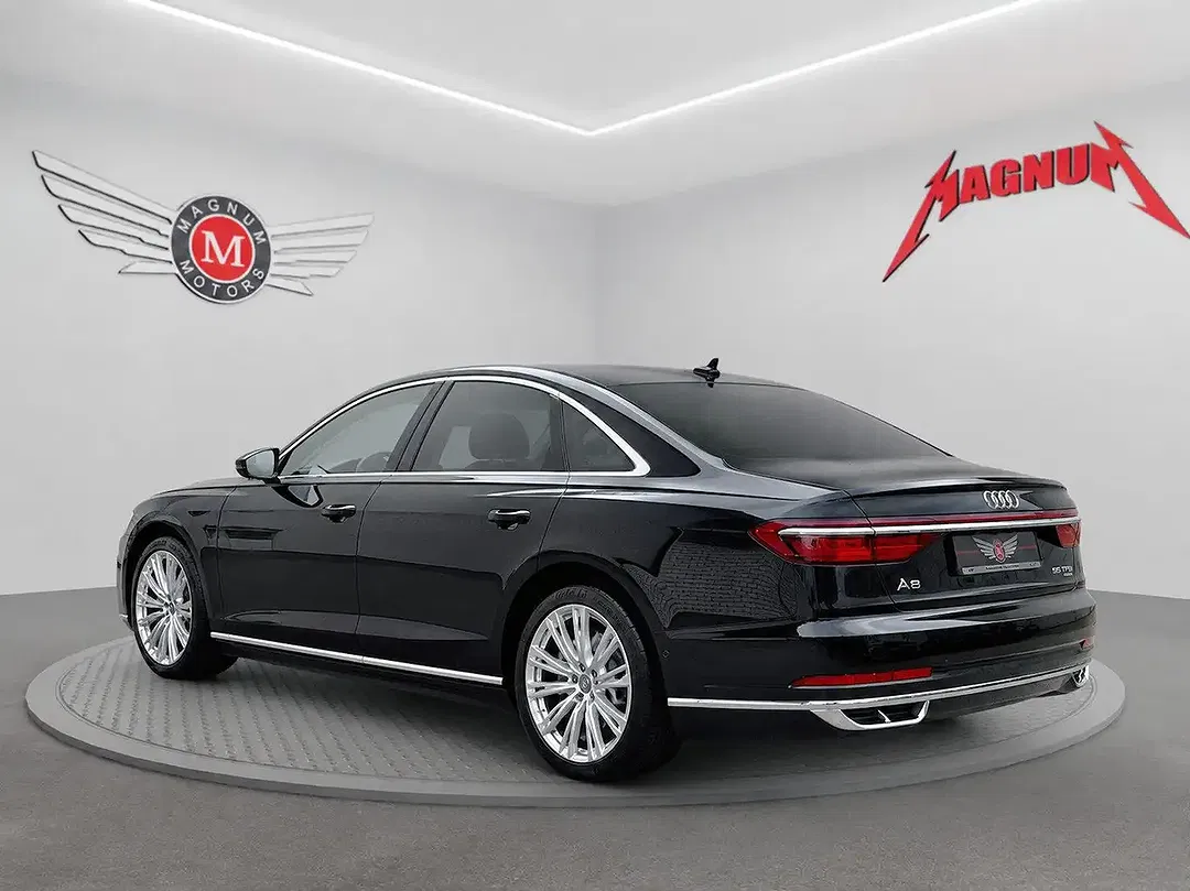 Audi A8 - Thumbnail 4