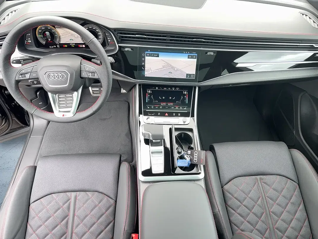 Audi Q8 - Thumbnail 11