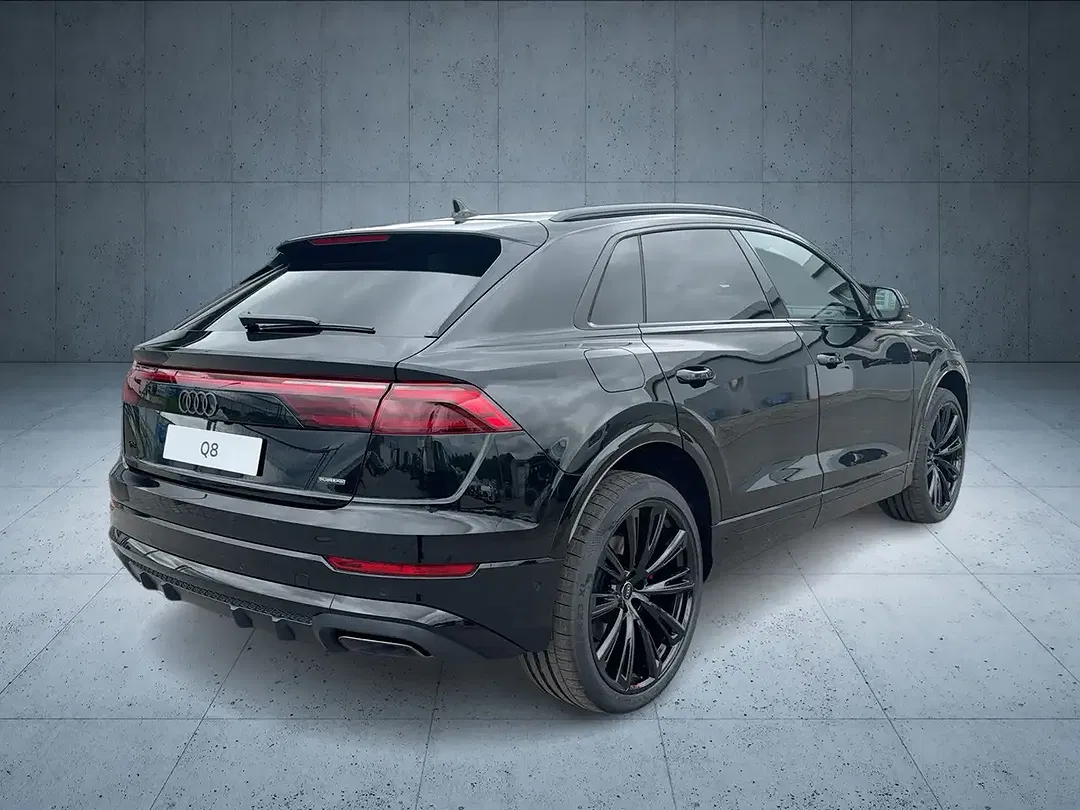 Audi Q8 - Thumbnail 5