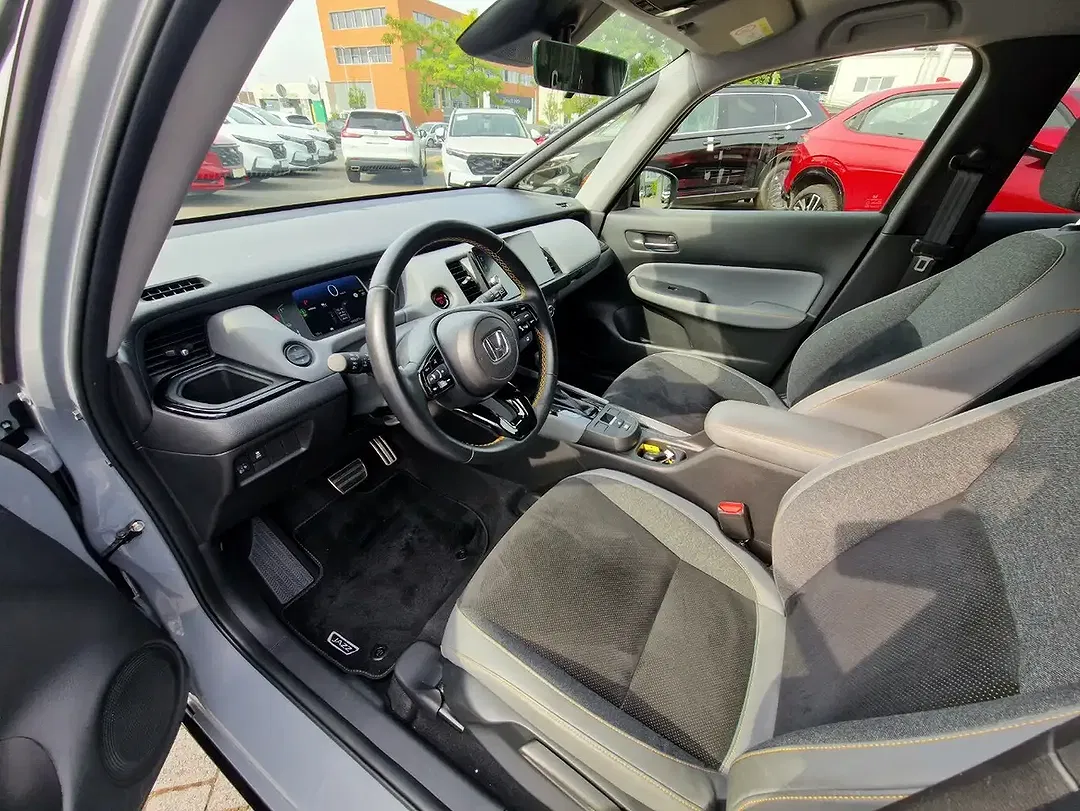 Honda Jazz - Thumbnail 9