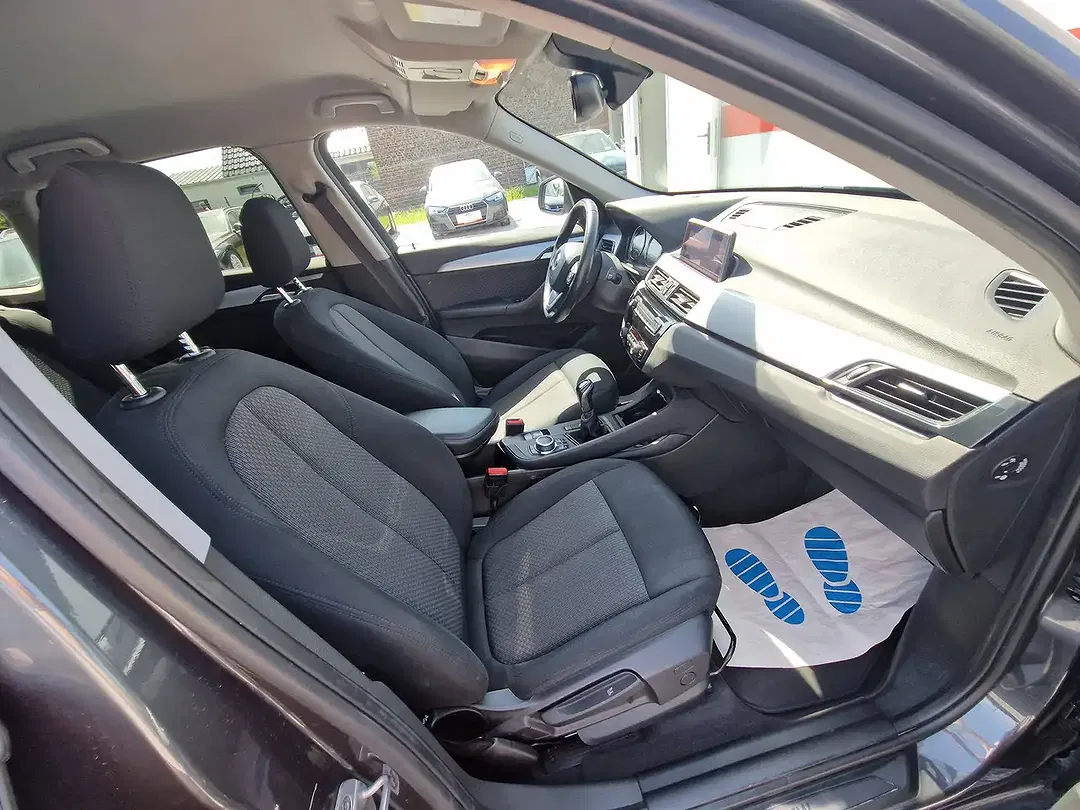 BMW X1 - Thumbnail 12