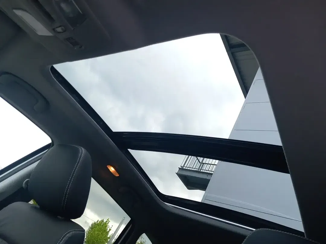 Suzuki Vitara - Thumbnail 12