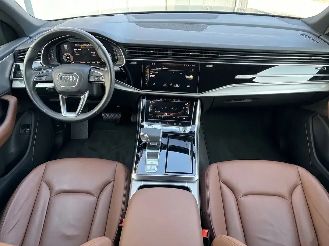 Audi Q7 - Thumbnail 10
