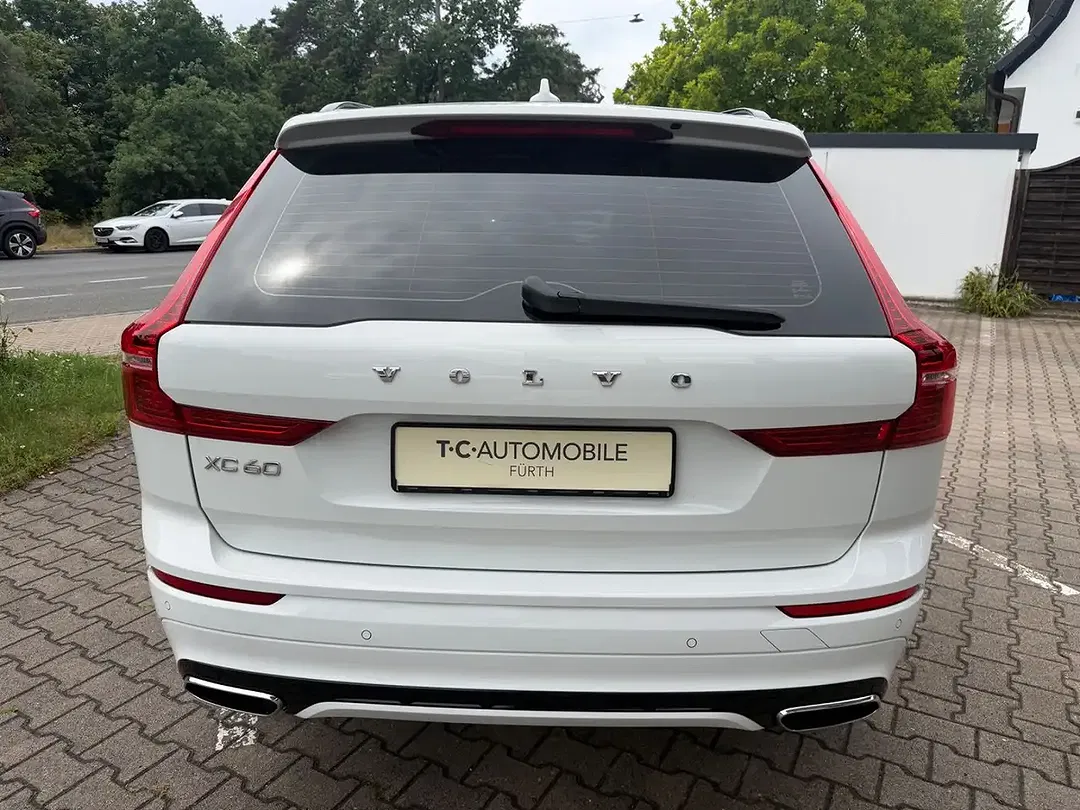 Volvo XC60 - Thumbnail 12