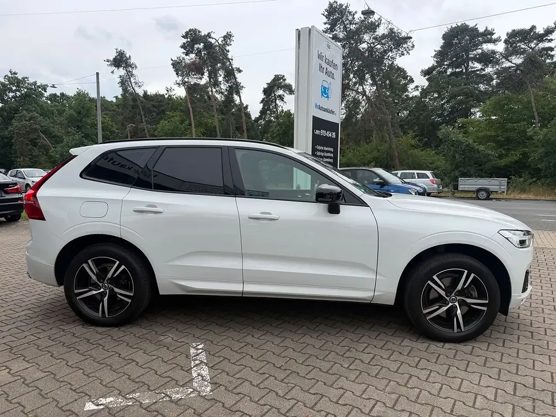 Volvo XC60 - Thumbnail 5