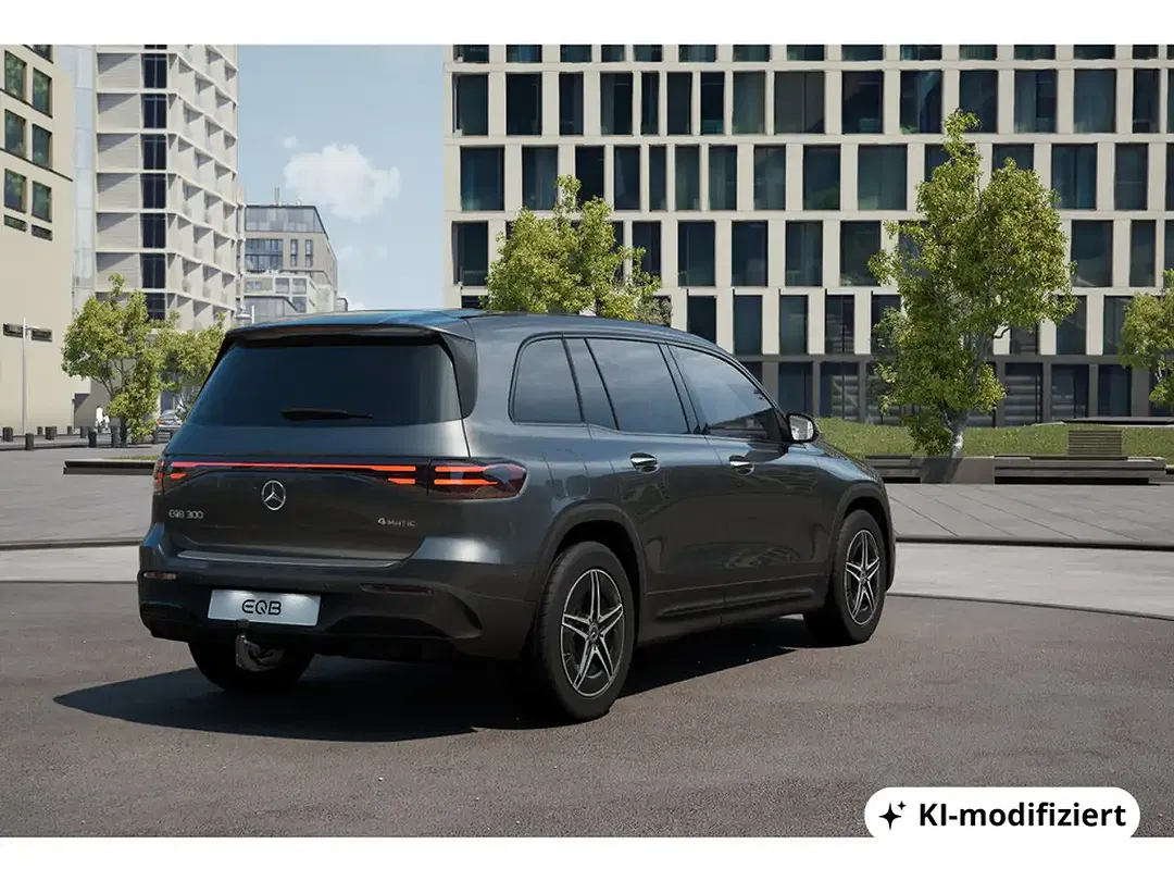 Mercedes-Benz EQB 300 - Thumbnail 4